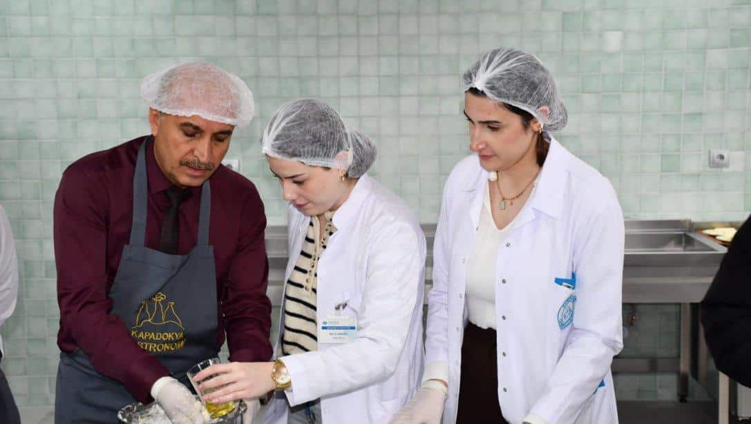Kapadokya Gastronomi MTAL'de Öğrencilere Ekmeğin Tarihi ve Kaliteli Ekmek Yapımı Anlatıldı.