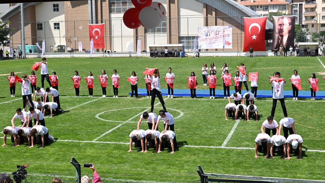 19 MAYIS ATATÜRK'Ü ANMA GENÇLİK VE SPOR BAYRAMI'MIZ KUTLU OLSUN...