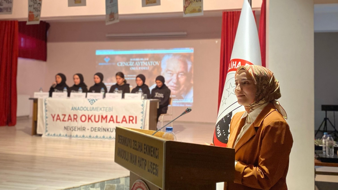ANADOLU MEKTEBİ YAZAR OKUMALARI: 'CENGİZ AYTMATOV' PANELİ GERÇEKLEŞTİRİLDİ